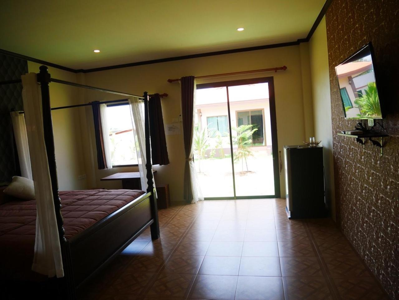 Tinna Resort Ban Nong Mai Ngam Εξωτερικό φωτογραφία