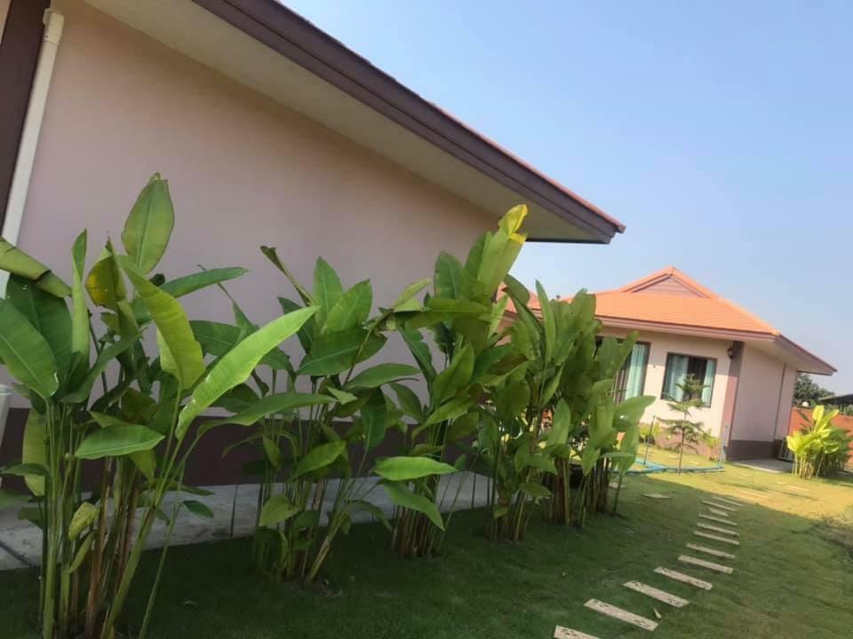 Tinna Resort Ban Nong Mai Ngam Εξωτερικό φωτογραφία